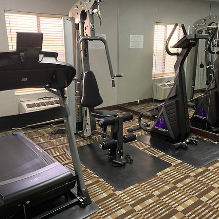Quality Inn & Suites Quantico Stafford Extérieur photo