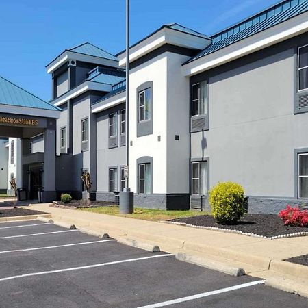 Quality Inn & Suites Quantico Stafford Extérieur photo
